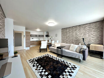 Pronájem bytu 2+kk v osobním vlastnictví 81 m², Praha 9 - Vysočany