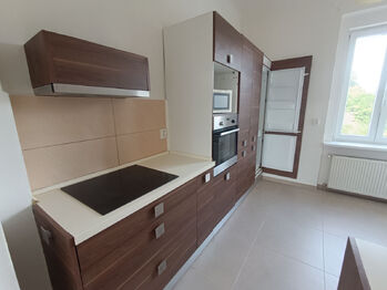 Pronájem bytu 3+1 v osobním vlastnictví 75 m², Praha 8 - Bohnice