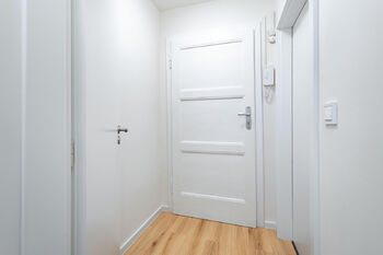 Prodej bytu 1+kk v družstevním vlastnictví 20 m², Praha 3 - Žižkov