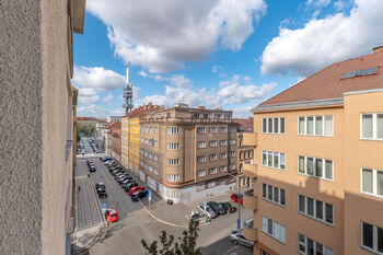 Prodej bytu 1+kk v družstevním vlastnictví 20 m², Praha 3 - Žižkov