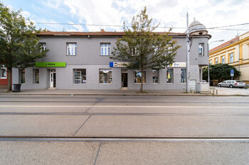 pohled na bytový dům  - Prodej malého objektu 472 m², Brno