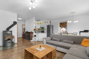 Prodej domu 95 m², Řisuty