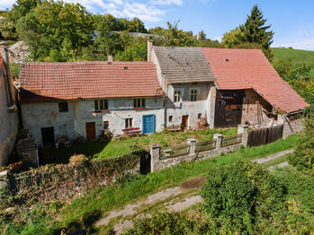 Prodej domu 210 m², Vinařice