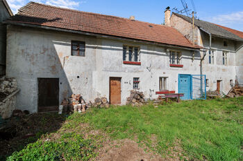 Prodej domu 210 m², Vinařice