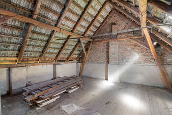 Prodej domu 210 m², Vinařice