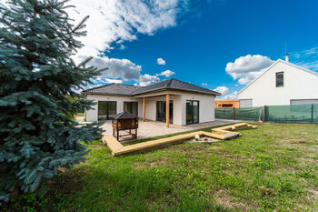 Prodej domu 99 m², Pouzdřany