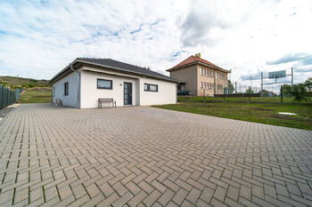 Prodej domu 99 m², Pouzdřany