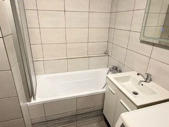 Pronájem bytu 2+kk v osobním vlastnictví 46 m², Praha 4 - Nusle