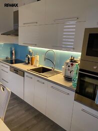 Prodej bytu 3+1 v osobním vlastnictví 80 m², Velká Hleďsebe