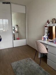 Prodej bytu 3+1 v osobním vlastnictví 80 m², Velká Hleďsebe