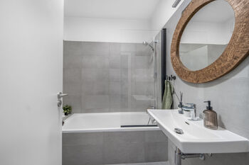 Prodej bytu 2+kk v osobním vlastnictví 60 m², Horoměřice