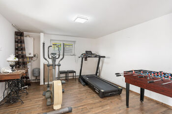 Prodej pozemku 2743 m², Pyšely