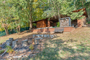 Prodej pozemku 2743 m², Pyšely