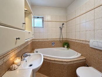 Prodej domu 253 m², Bujanov