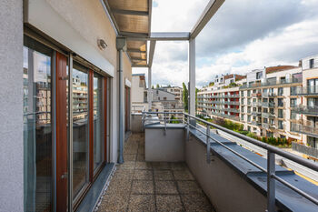 Prodej bytu 2+kk v osobním vlastnictví 58 m², Praha 6 - Dejvice