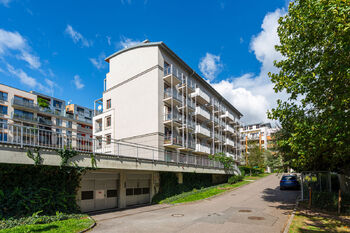 Prodej bytu 2+kk v osobním vlastnictví 58 m², Praha 6 - Dejvice