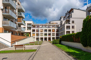 Prodej bytu 2+kk v osobním vlastnictví 58 m², Praha 6 - Dejvice