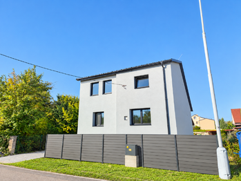 čelní pokled - Prodej domu 221 m², Ostrava 
