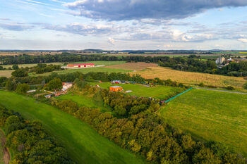 Prodej pozemku 10431 m², Kouřim