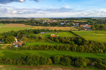 Prodej pozemku 10431 m², Kouřim
