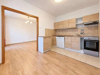 Pronájem bytu 3+1 v osobním vlastnictví 52 m², Praha 9 - Prosek