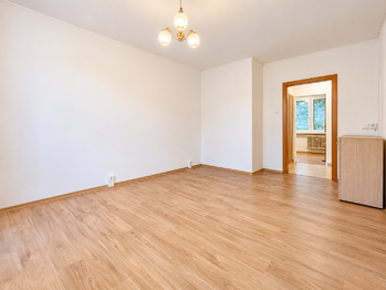 Pronájem bytu 3+1 v osobním vlastnictví 52 m², Praha 9 - Prosek