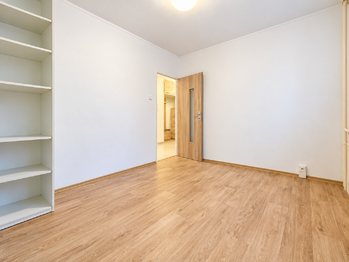 Pronájem bytu 3+1 v osobním vlastnictví 52 m², Praha 9 - Prosek