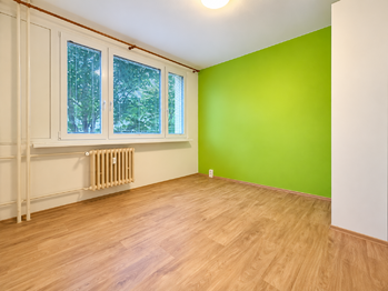 Pronájem bytu 3+1 v osobním vlastnictví 52 m², Praha 9 - Prosek
