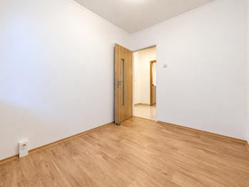 Pronájem bytu 3+1 v osobním vlastnictví 52 m², Praha 9 - Prosek