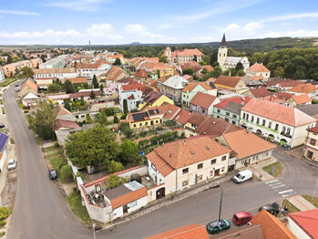 Prodej domu 300 m², Libochovice