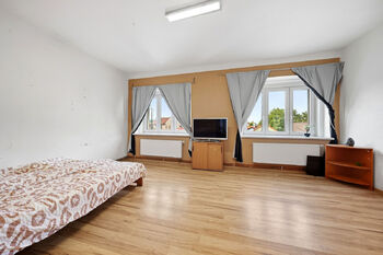 Prodej domu 300 m², Libochovice