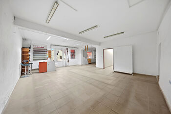 Prodej domu 300 m², Libochovice