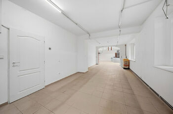 Prodej domu 300 m², Libochovice