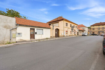 Prodej domu 300 m², Libochovice