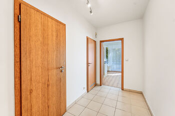 Prodej bytu 1+kk v osobním vlastnictví 41 m², Praha 5 - Zličín