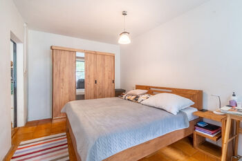 Prodej bytu 4+1 v osobním vlastnictví 70 m², Praha 4 - Podolí