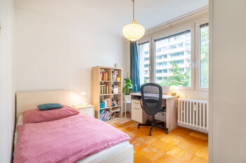 Prodej bytu 4+1 v osobním vlastnictví 70 m², Praha 4 - Podolí