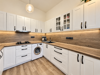 Prodej bytu 3+1 v osobním vlastnictví 90 m², Žatec
