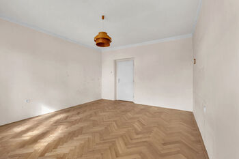 Rodinný dům, K Zámečku, Pardubice - podkroví - 1. ložnice - Prodej domu 123 m², Pardubice