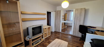Obývací pokoj - Pronájem bytu 1+1 v družstevním vlastnictví 32 m², Vyškov