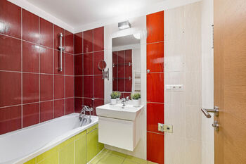 Prodej bytu 4+kk v osobním vlastnictví 88 m², Praha 5 - Zbraslav