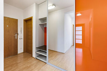 Prodej bytu 4+kk v osobním vlastnictví 88 m², Praha 5 - Zbraslav