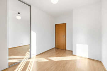 Prodej bytu 4+kk v osobním vlastnictví 88 m², Praha 5 - Zbraslav