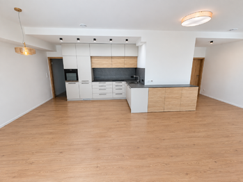 Prodej kancelářských prostor 81 m², Slavkov u Brna