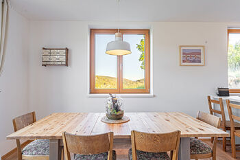 Pronájem domu 142 m², Dolní Hbity