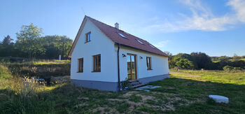Pronájem domu 142 m², Dolní Hbity