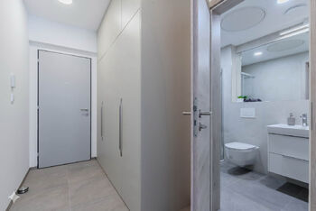Pronájem bytu 1+kk v osobním vlastnictví 30 m², Praha 9 - Libeň
