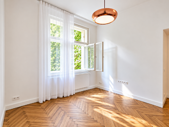 Pronájem bytu 3+1 v osobním vlastnictví 91 m², Praha 6 - Bubeneč