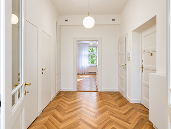 Pronájem bytu 3+1 v osobním vlastnictví 91 m², Praha 6 - Bubeneč