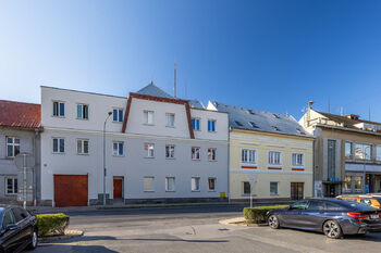 Prodej bytu 2+kk v osobním vlastnictví 58 m², Unhošť